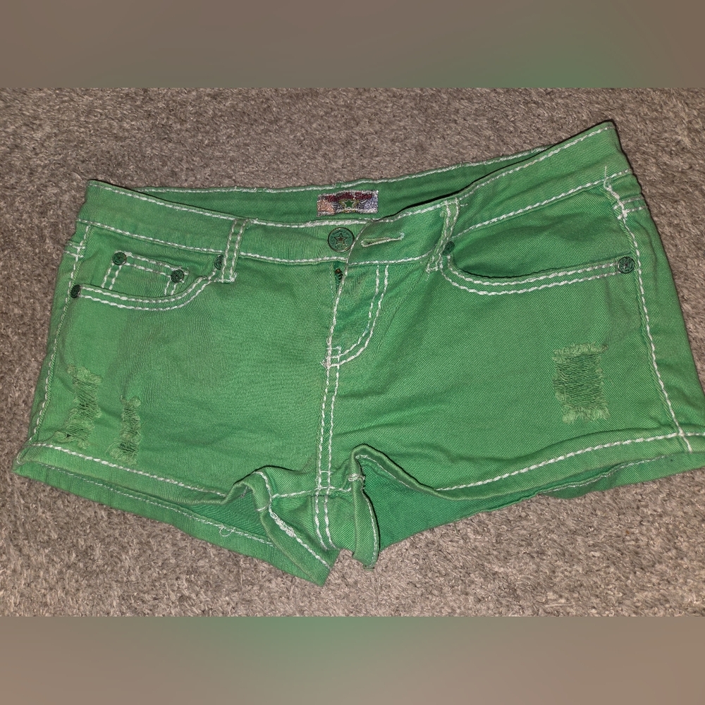 Vanilla Star Green Jean Shorts Size 11